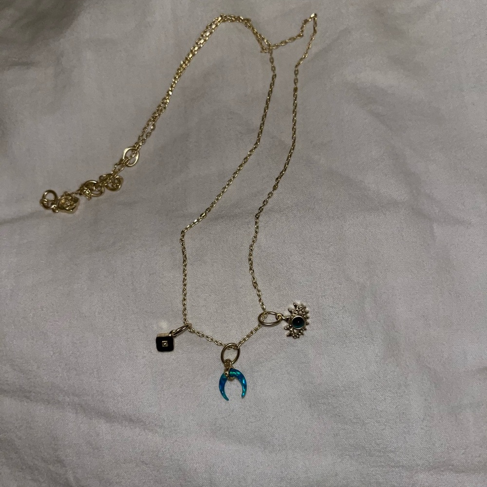 Kendra Scott Necklace!